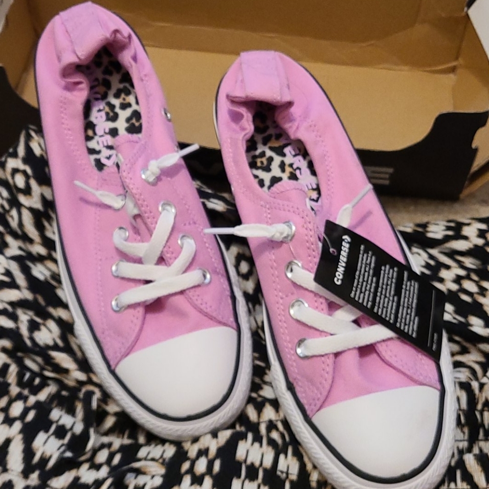 Converse shoreline peony pink new with box